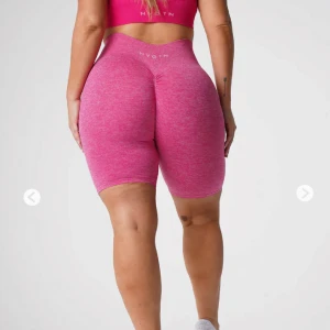 NVGTN scrunch shorts - Aldrig använda!