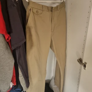 Coola sköna byxor - W 36  Skick: Som Nya  Egenskaper: för snygga