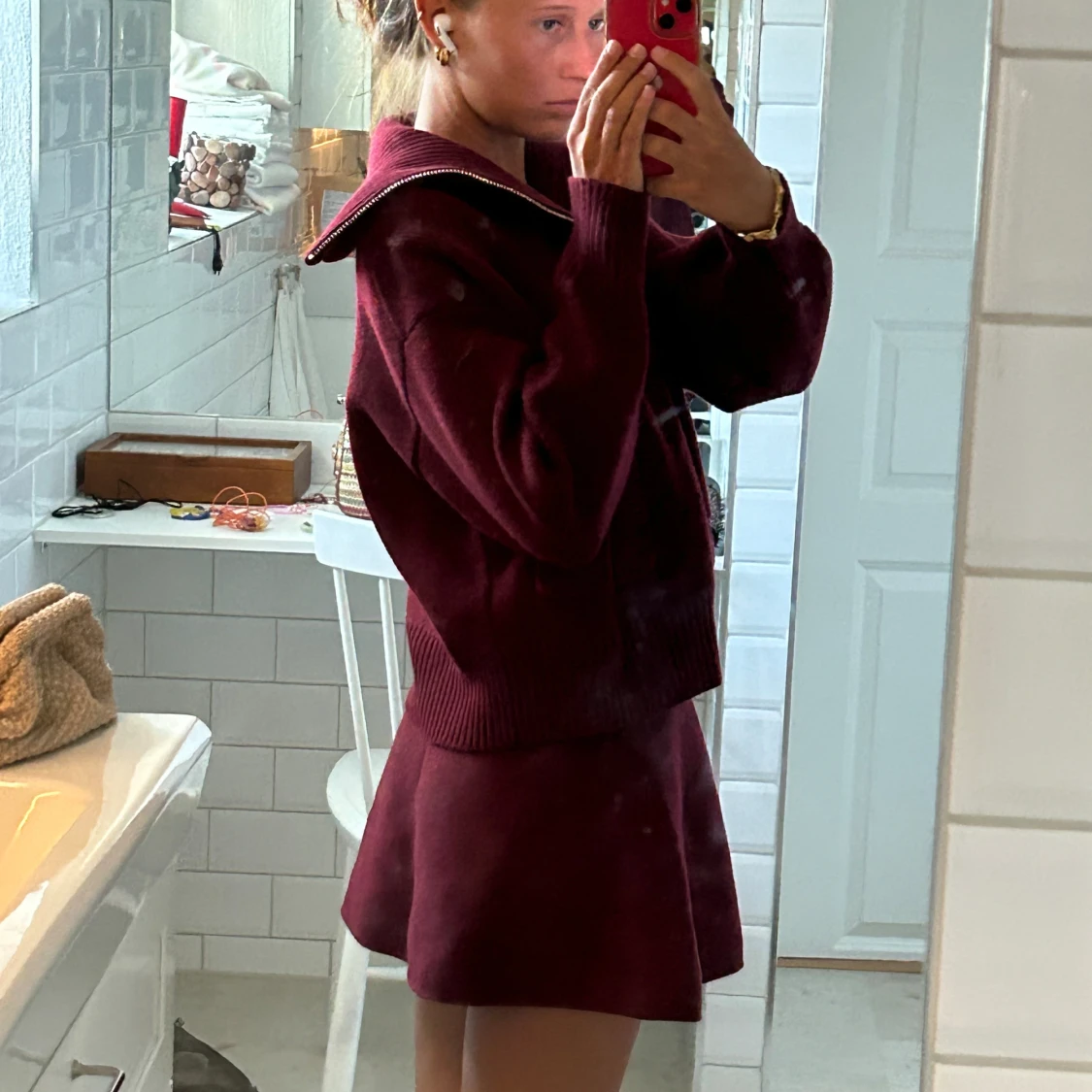 Rött stickat sett - 90