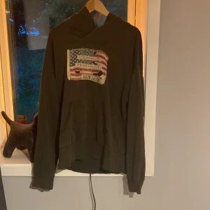 Ralph lauren hoodie - En riktigt fett och sällsynt Ralph laure denim supply hoodie Används ett par gånger  Skick 8/10