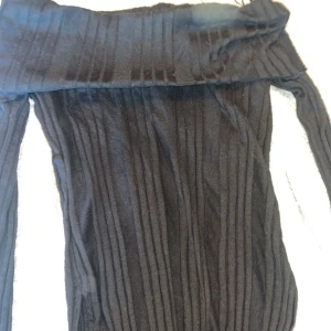 Tröja - Kontakta gärna vid frågor 🩷