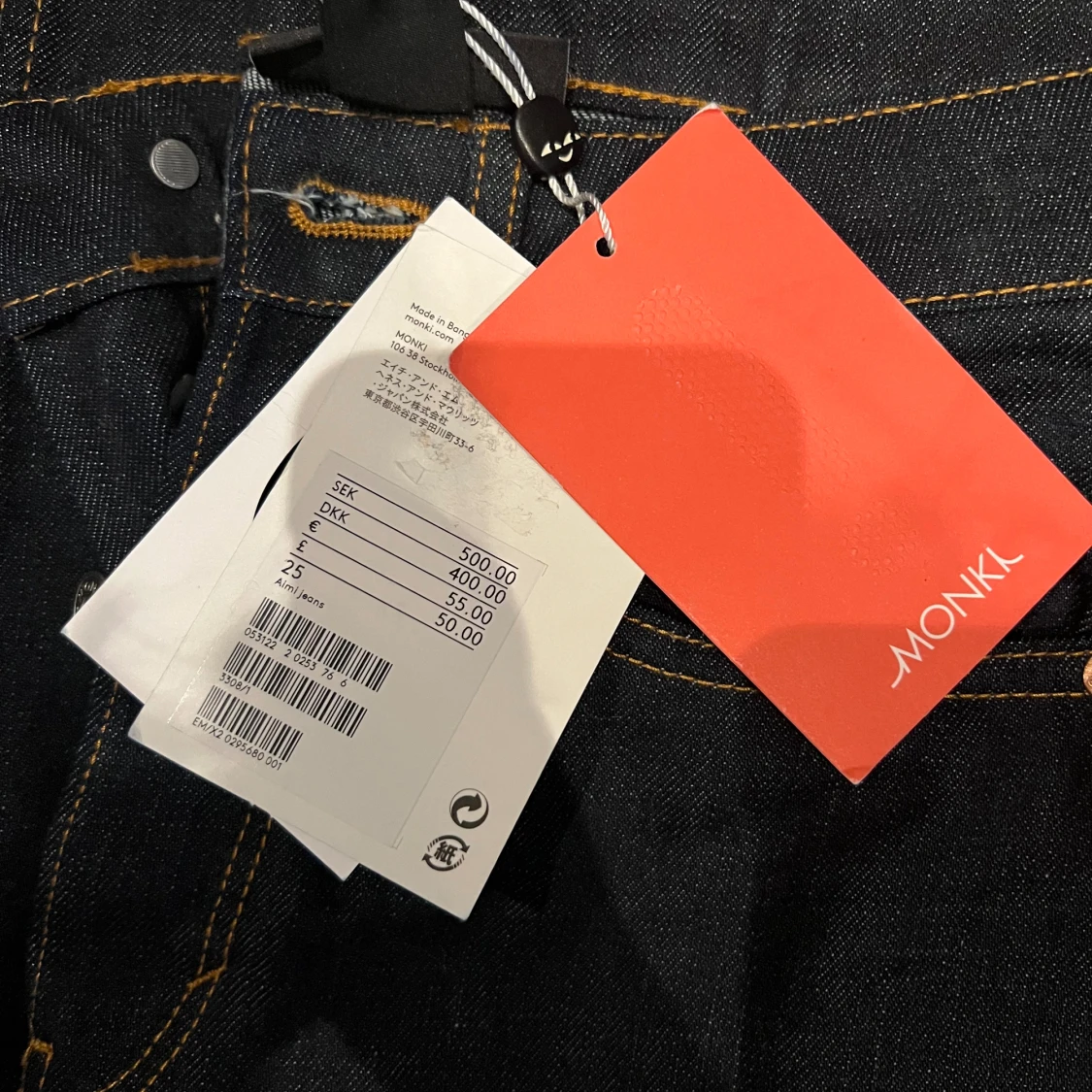 MONKI Aimi jeans storlek 25” slutsålda helt nya - 1