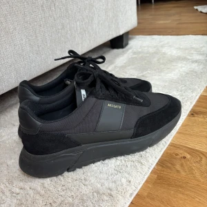 Arigato vintage runner - Köpte dem för ett tag sen och dem passade inte så bra. Skick 10/10
