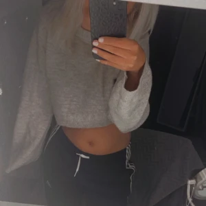 Stickad Tröja - Magtröja långärmad Oanvänd Nyskick