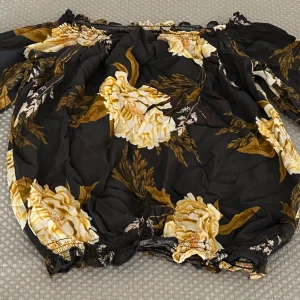 Blus  - Fin färg och skön jag rekommenderar🤍