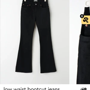 Jeans  - Low waist bootcut jeans från Gina. Använda fåtal gånger💞