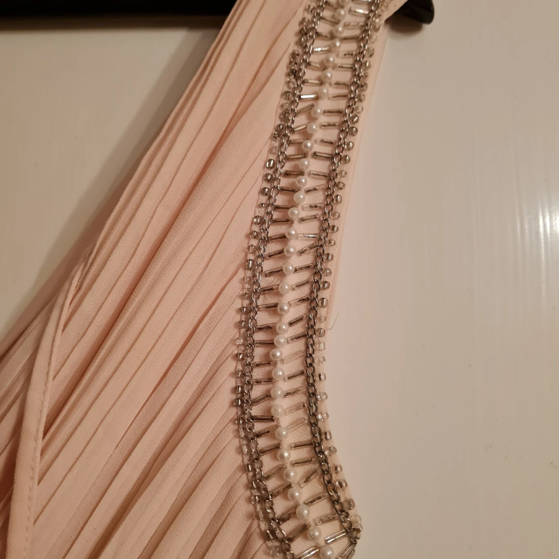 Lång finklänning från Tfnc London  - 91