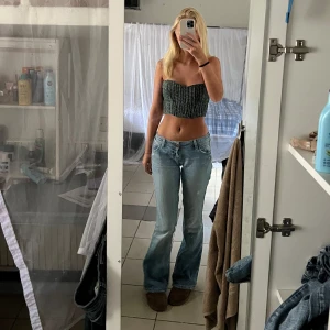 Lowrise jeans American Eagle  - Säljer dessa så najs lågmidjade jeansen från American Eagle. Älskar passformen❣️ 