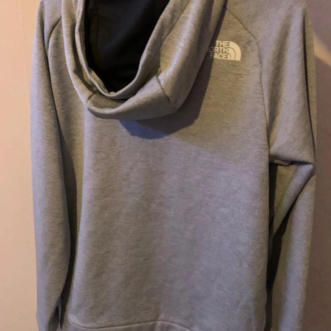 The north face hoodie - 90
