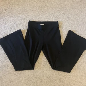 Byxor - Lånad bild, köpte hör på plick men passade inte mig. I myxket bra skick 