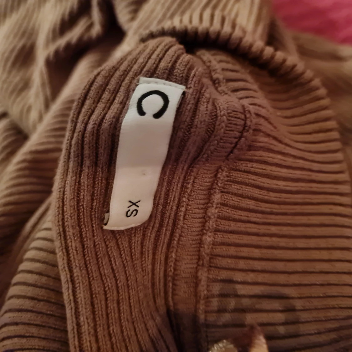 Stickad tröja  - 91