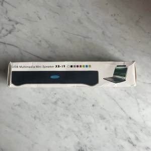 USB högtalare oöppnad - Mått 200 x 27 x 27 mm  Usb 2.0 Oöppnad