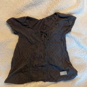 Söt odd molly topp - Inte använd så mycket🌸