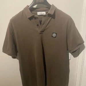 Stone island pike - Tvärfet stone island pike i storlek Large, självklart äbta