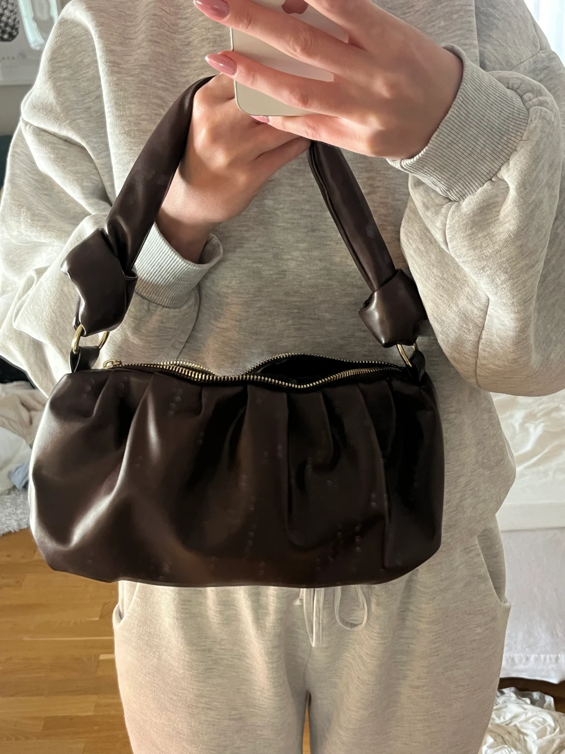 Handväska från Nelly