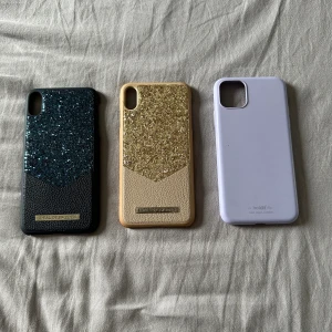 Mobilskal iPhone XS Max - Säljer mina skal då jag har ny mobil. Har använt alla till min xs Max fast det lila skalet egentligen är till en 11 PRO Max. 50kr st eller 100 för alla tre