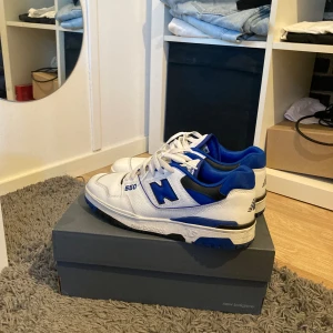 New balance  - 550s Skriv för fler bilder 