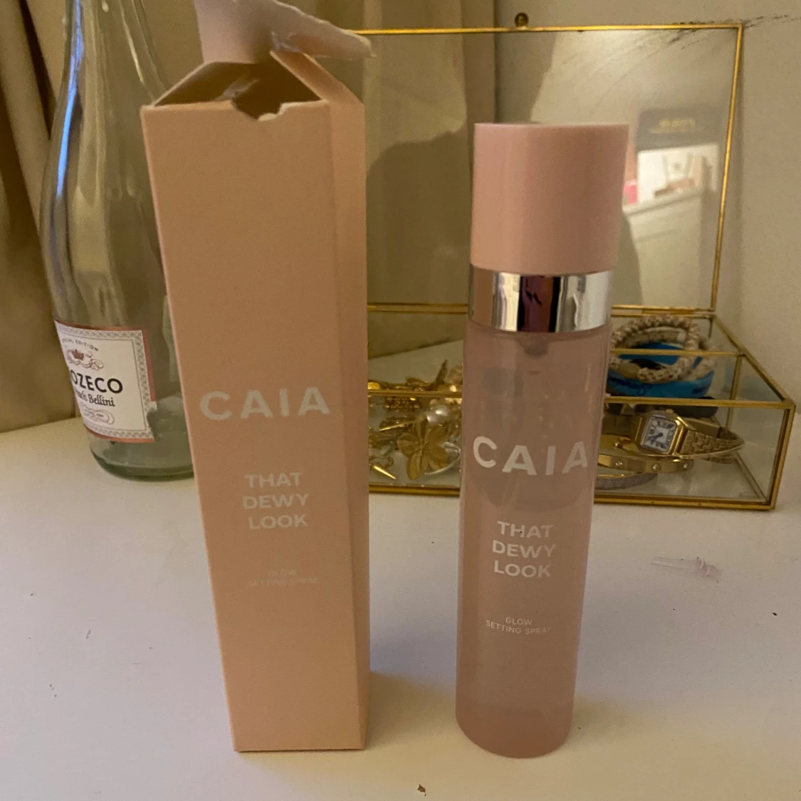 Caia settingspray