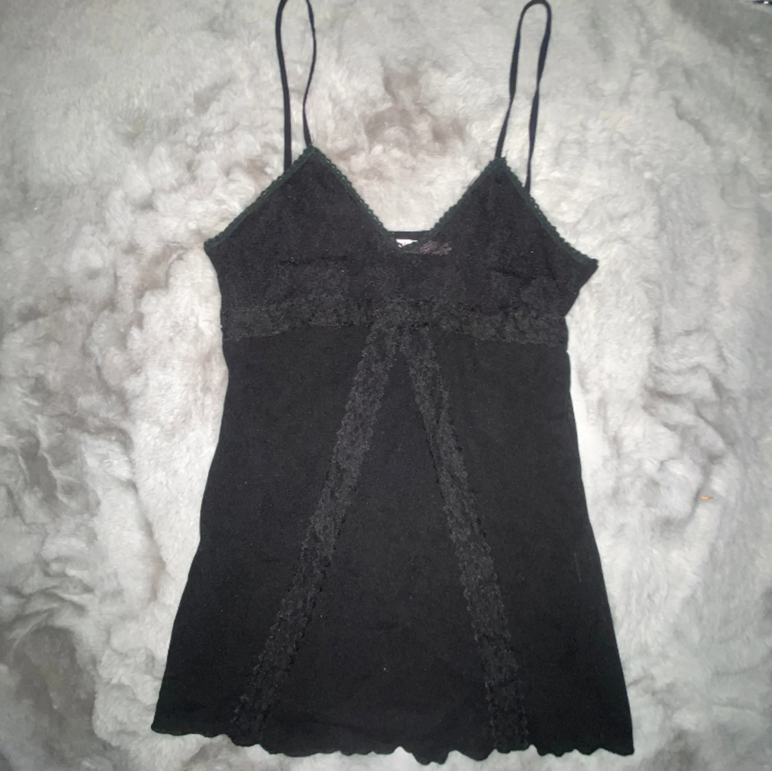 perfekt svart topp med textur 