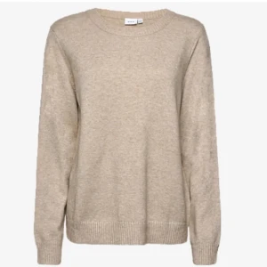 stickad tröja - fin stickad tröja ifrån vila, passar till allt och är super bekväm, fint skick 