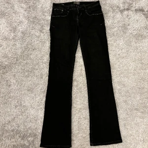 LTB jeans💖💖 - Säljer mina jättefina och knappt använda LTB jeans, modell valerie💖✨Nypris 829 kr