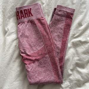 Gymshark Flex High Waisted Leggings  Färg: Pink Marl  Storlek Small  Aldrig använda - endast testade  Nypris: 385kr