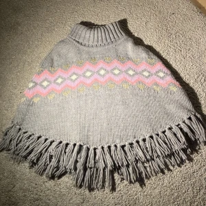 En jättegullig kofta - Storlek 134-140, aldrig använd och är i nyskick