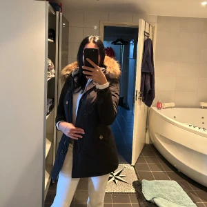 Vinterjacka - Vinterjacka med äkta päls