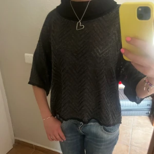 Trekvartsärmad tröja - Såå snygg och cool Trekvartsärmad tröja med Missoni liknande mönster😍