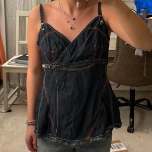 Jeans topp - Jätte cool topp i jeans 