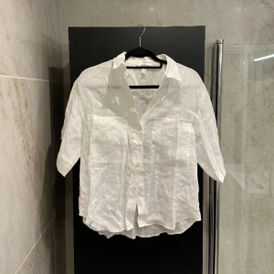 Linen shirt - Never used. 100% Linen. Original price 399 kr 