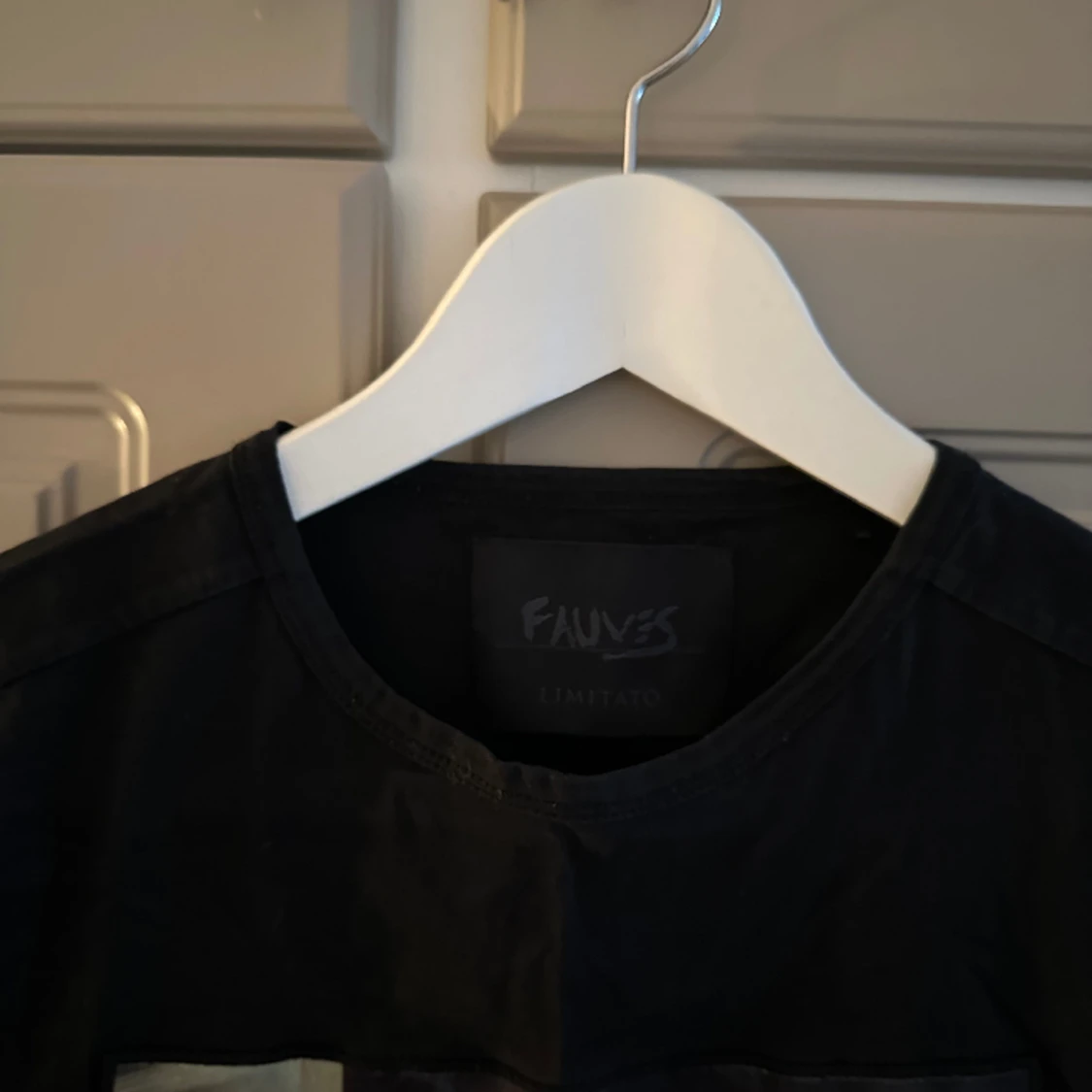 Limitato T-Shirt (svart) - 90