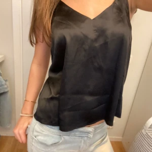 Assnyggt satin linne🖤 - Snyggt satinlinne ifrån lager 157🥰🥰