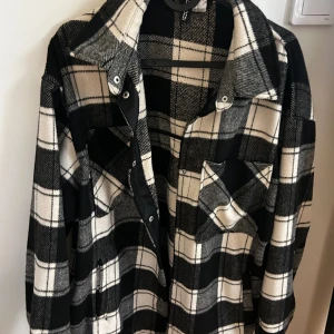 Skjortjacka  - Skjortjacka ifrån H&M