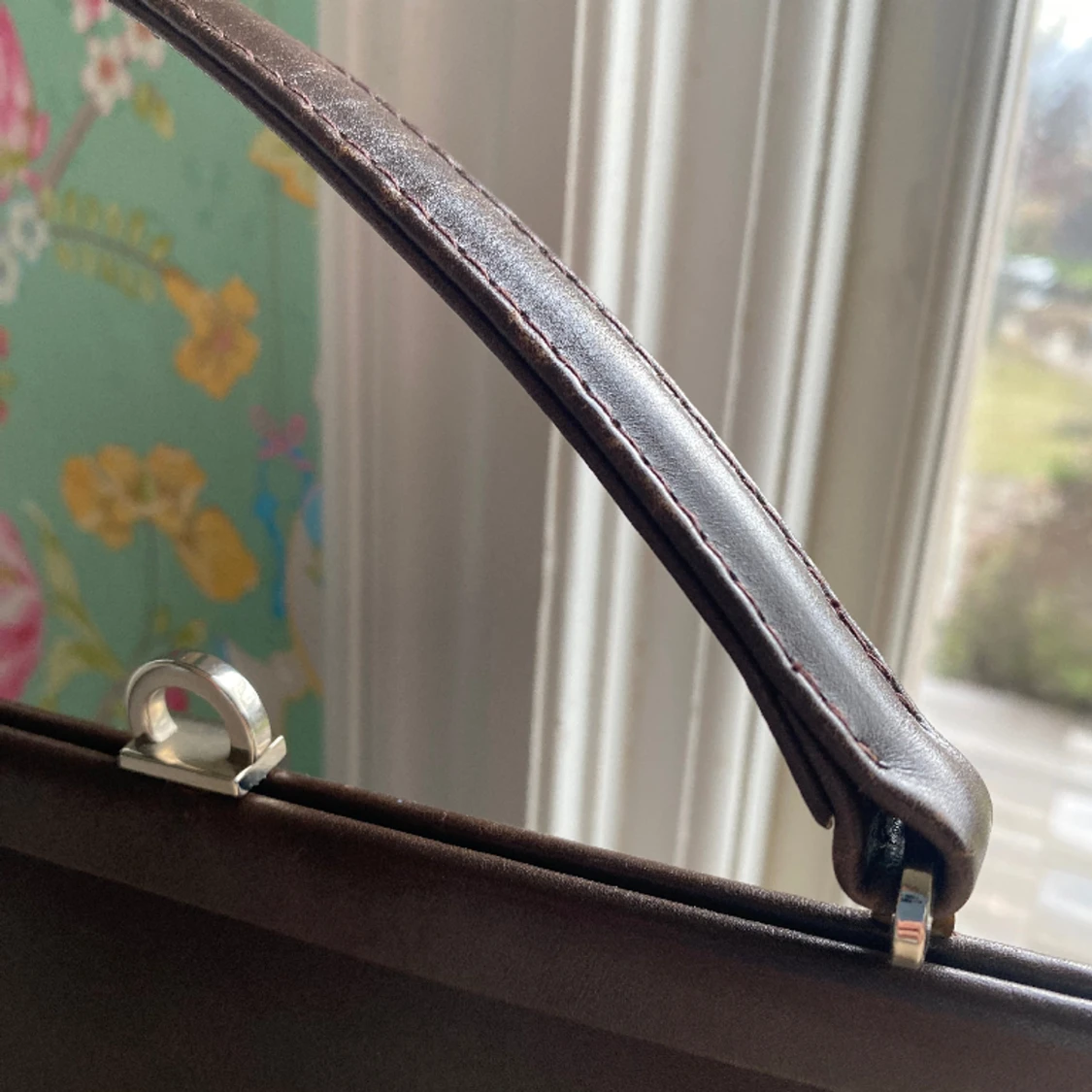 Handväska Pour Elle i skinn - 90