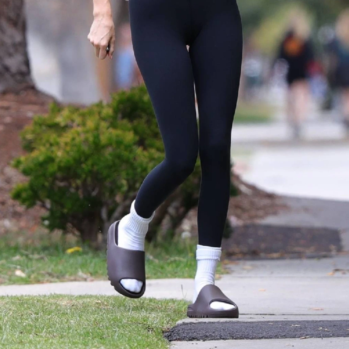 Yeezy Slide Soot - 91