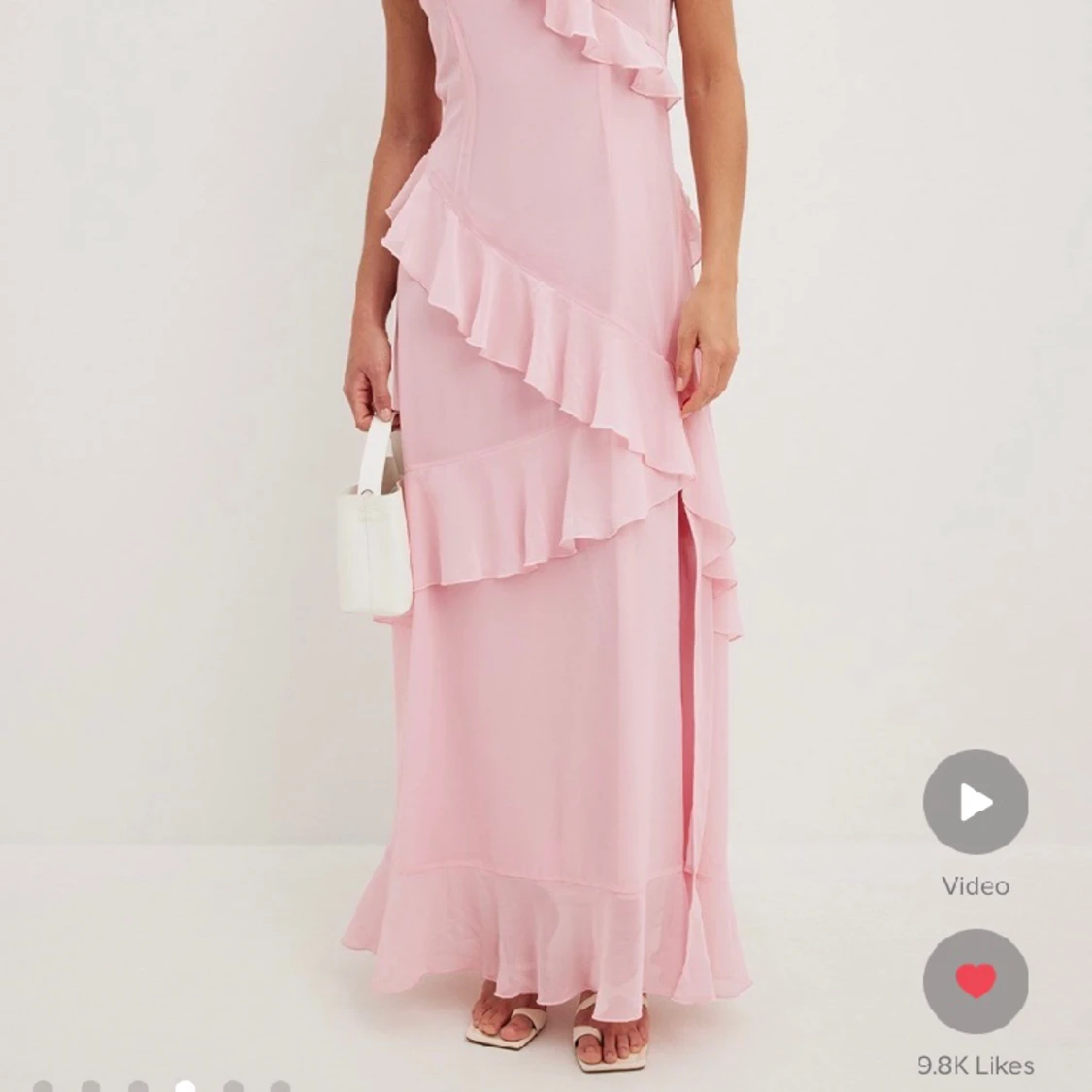 SÖKER DENNA KLÄNNING 