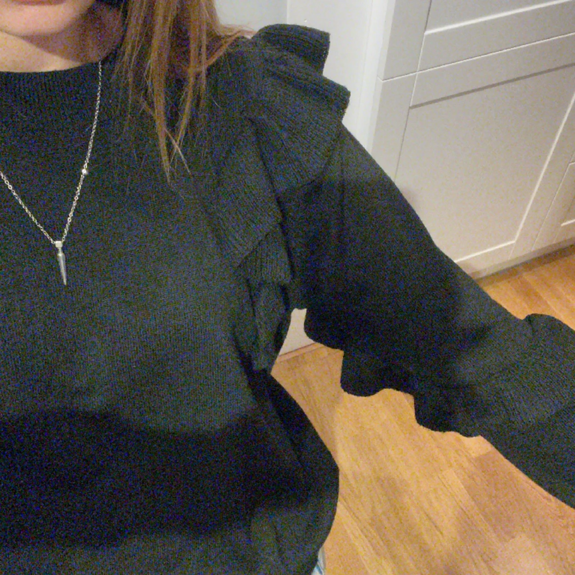 Tröja med volangärm  - 91