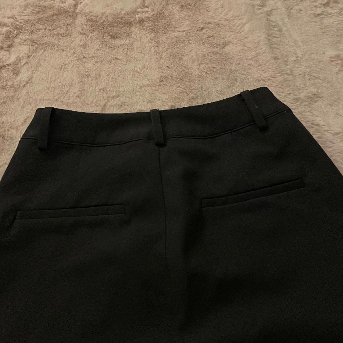 Svarta kostymbyxor  - 90