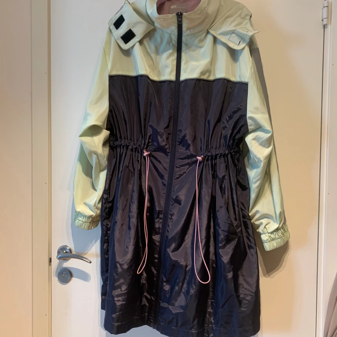 Regnjacka med luva & reflex