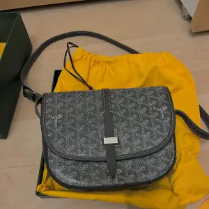 Goyard Belvedere Pm(Grey) One size Riktigt bra skick Box och tillbehör ingår samt dustbag 