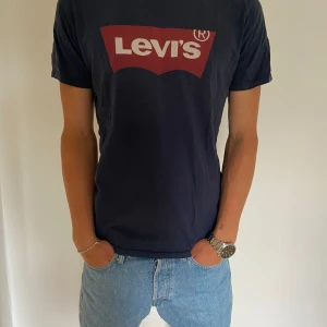 Levis t-shirts - Levis t-shirts  Storlek S på alla 149kr för alla 5