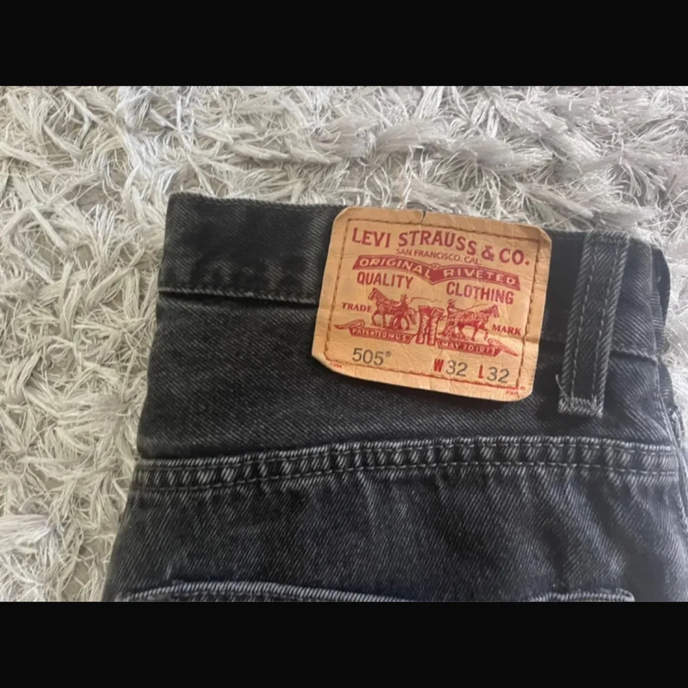 Levis jeans, herr modell men kan användas på dam också . Jeans & Byxor.