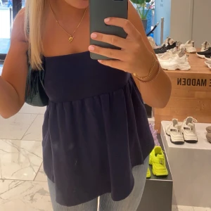 Topp - Jätte fin stickad topp från zara!! 