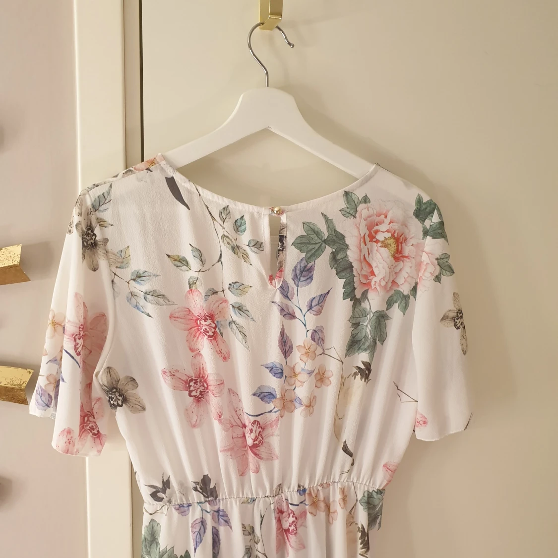 Blommig klänning  - 92