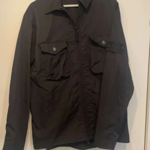 Stone island overshirt - Black label stone island overshirt Storlek S-M 