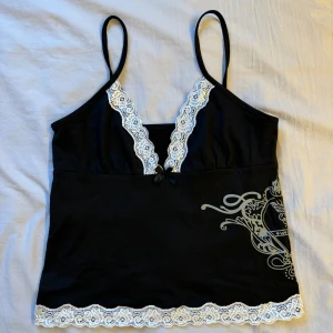 Graphic lace top - Jätte gullig top från shein