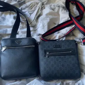 Väskorna är i bra skick säljer då dom inte längre kommer till användning, armani väskan är äkta tillbehör tillkommer och säljer den för 1000kr separat. Gucci väskan har jag fått och är osäker på om den är äkta men tror det. 