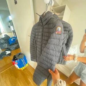 Parajumpers Dam dunjacka XS  - Ny dunjacka, med kvitto & etikett. Storlek XS