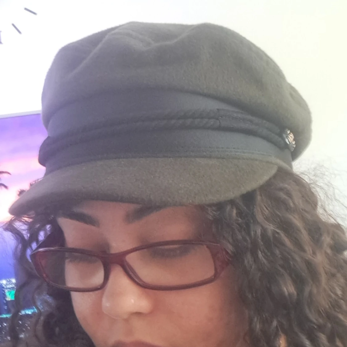 Grön keps med svart band - 92